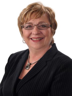 Anne Cairns Anne Cairns